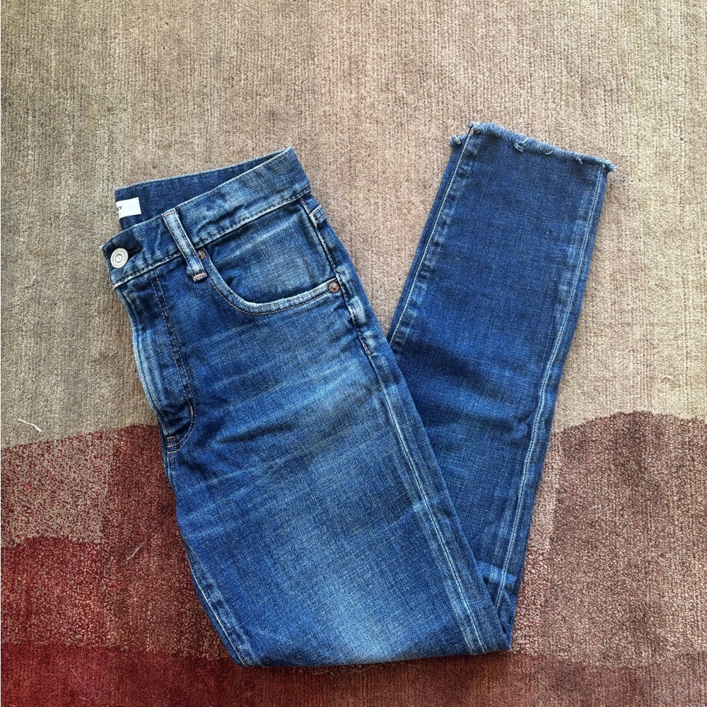 Moussy Jeans with Whiskering and Frayed Hem - Sz 26 - Picture 5 of 7